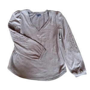 Democracy Gray V-Neck Sweater with Lace Detail